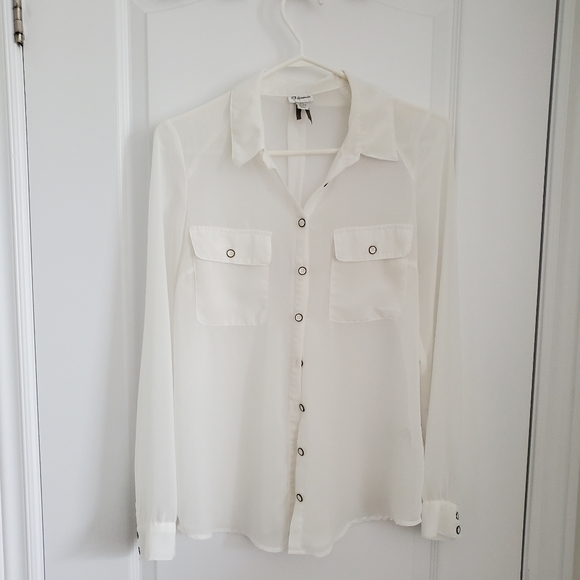 GUC Dynamite Chiffon Button-up Blouse - Picture 1 of 5